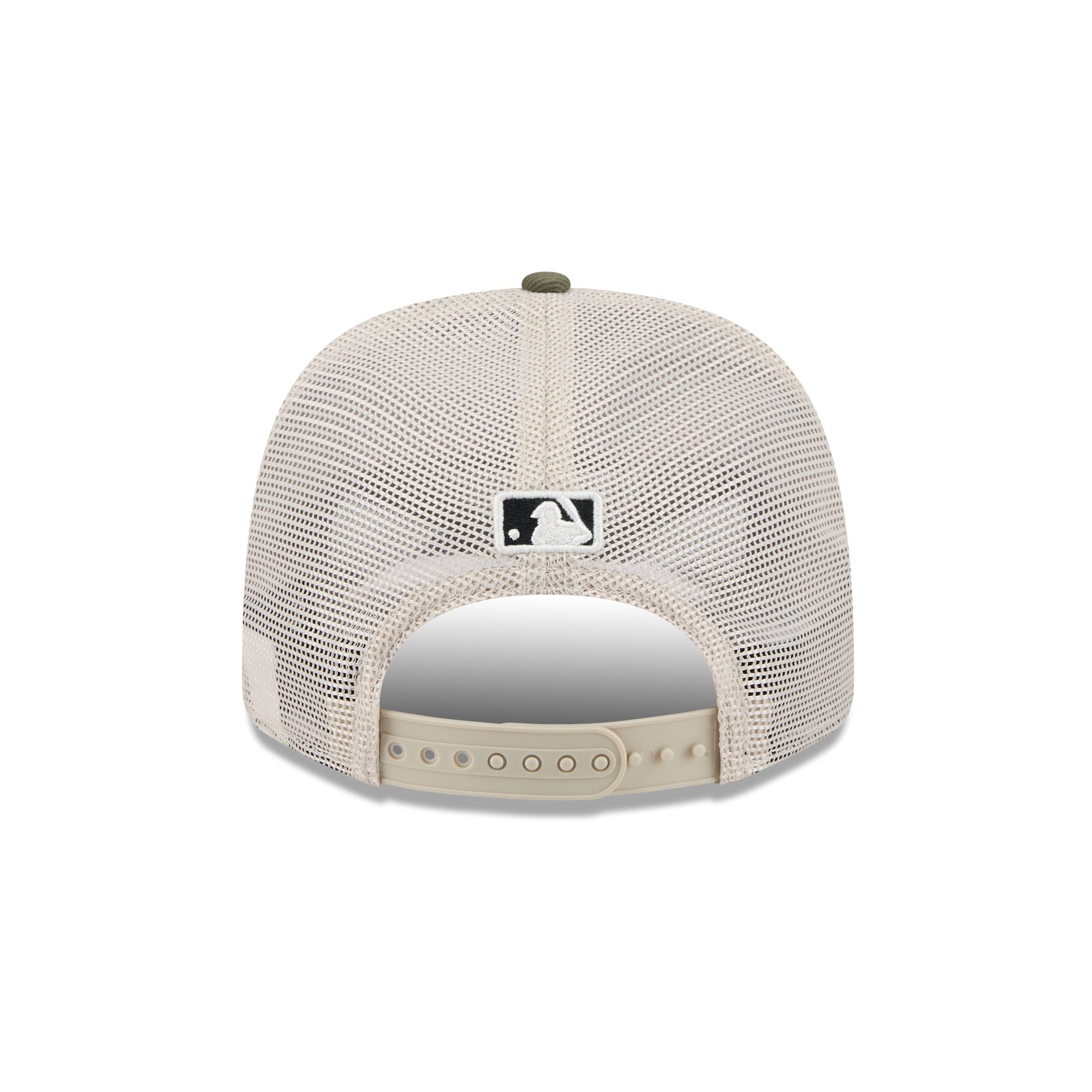 Atlanta Braves Armed Forces Day 2025 9SEVENTY Trucker Hat