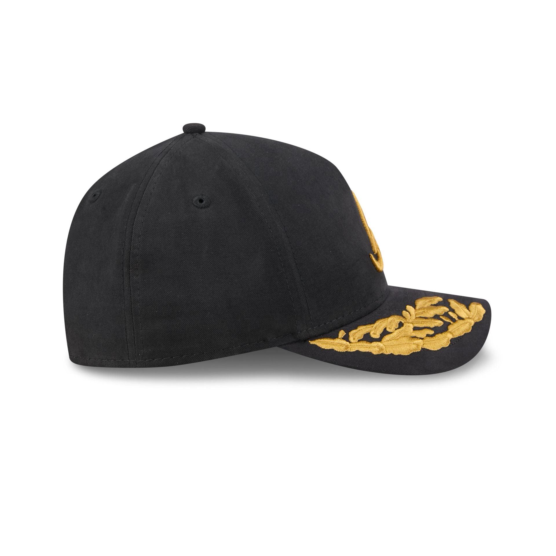 Alpha Industries x Atlanta Braves Black 9FORTY M-Crown A-Frame Snapback Hat