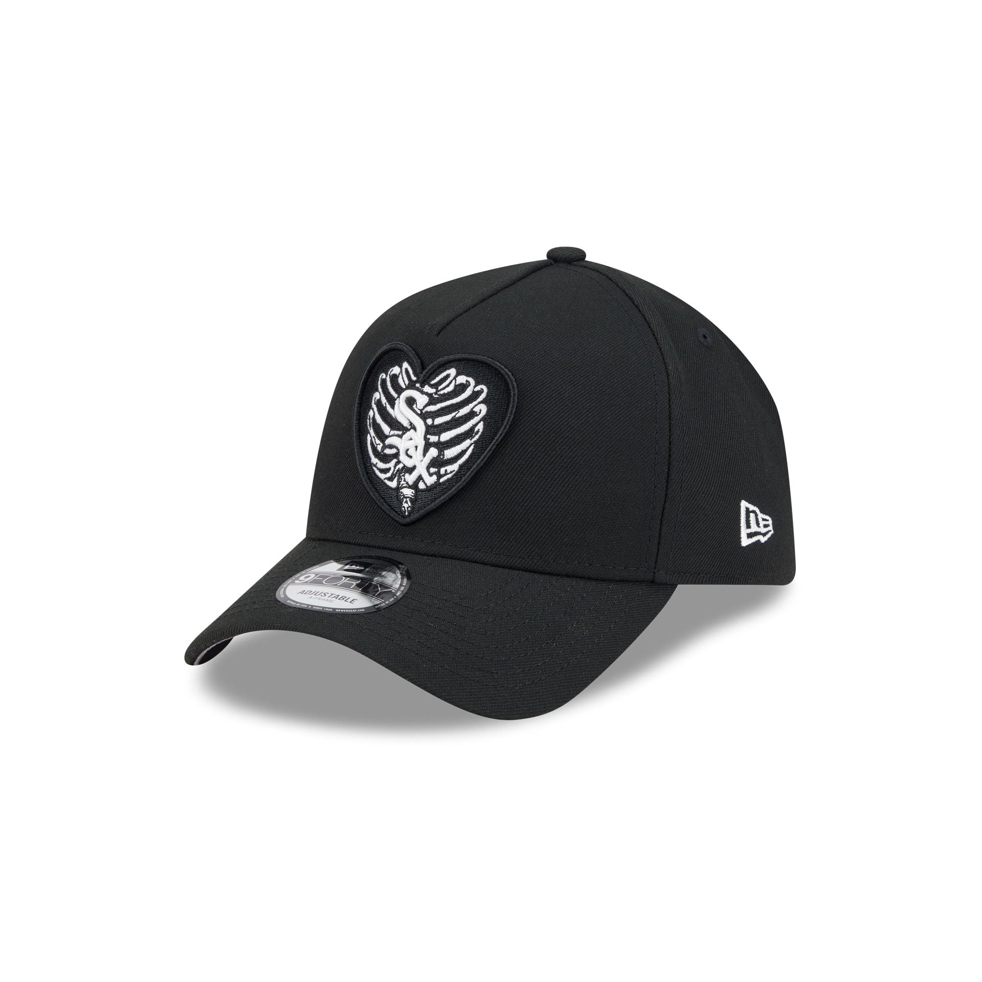 Chicago White Sox Skeletal Heart 9FORTY A-Frame Snapback Hat