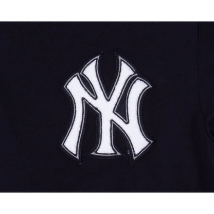 New York Yankees Logo Select T-Shirt