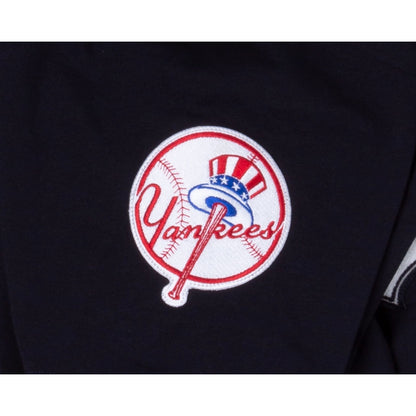 New York Yankees Logo Select T-Shirt