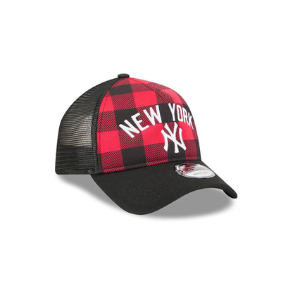 New York Yankees Evergreen Check 9FORTY A-Frame Trucker Hat
